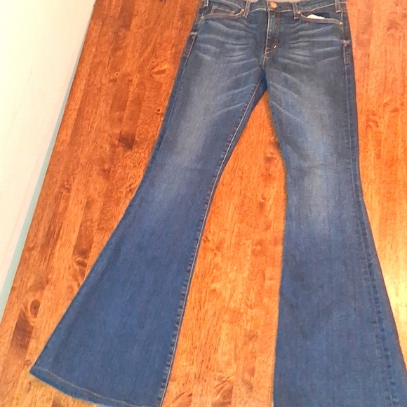 McGuire Major Elle Flare Revel Jeans Medium Wash size 29 - Picture 1 of 7